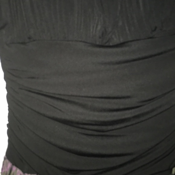 Beautiful black and purple formal dress - Picture 4 of 7